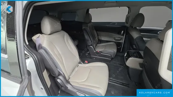 KIA CARNIVAL HEV 7SEATER OUTDOOR NOBLESS