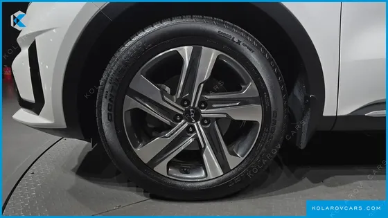 KIA SORENTO HEV 1.6 2WD