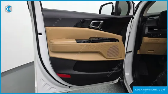 KIA CARNIVAL DIESEL 9-SEATER NOBLESSE