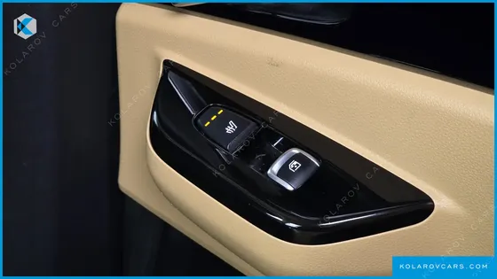 KIA CARNIVAL DIESEL 9-SEATER NOBLESSE
