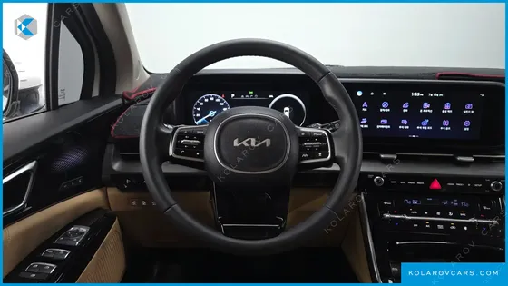 KIA CARNIVAL GASOLINE 9-SEATER SIGNATURE