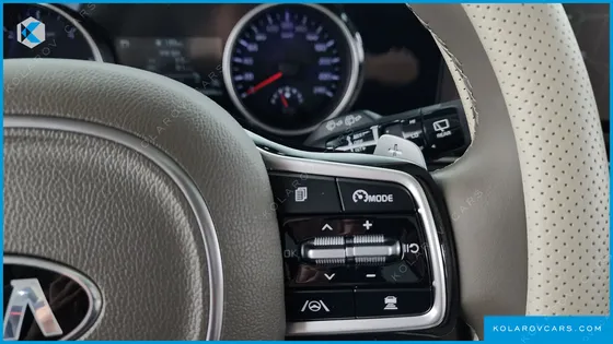 KIA CARNIVAL DIESEL 7-SEATER NOBLESSE