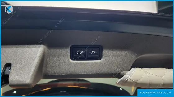 KIA CARNIVAL DIESEL 7-SEATER NOBLESSE