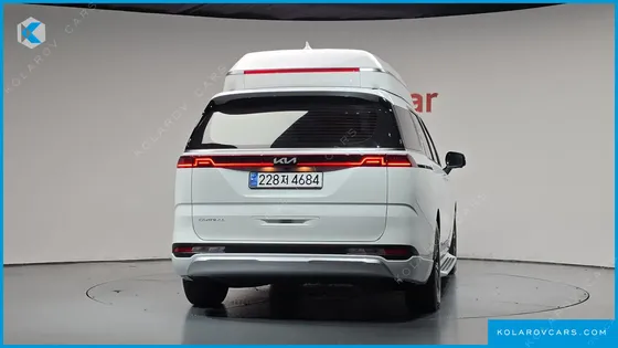 KIA CARNIVAL GASOLINE 7-SEATER HI-LIMOUSINE
