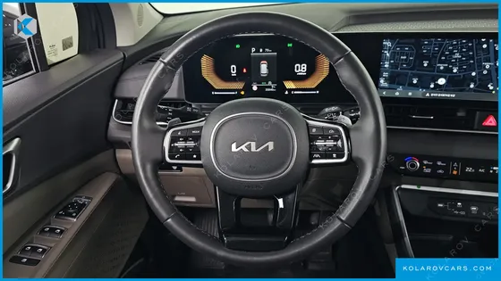KIA CARNIVAL DIESEL 9-SEATER PRESTIGE