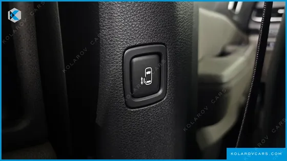 KIA CARNIVAL DIESEL 9-SEATER PRESTIGE