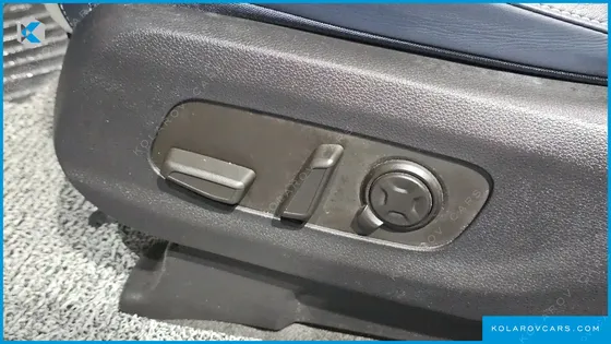 KIA CARNIVAL HEV 9SEATER GRAVITY
