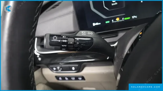 KIA CARNIVAL HEV 9SEATER GRAVITY