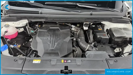 KIA CARNIVAL GASOLINE 9-SEATER PRESTIGE