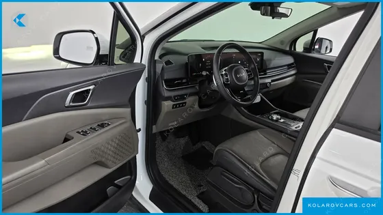 KIA CARNIVAL GASOLINE 9-SEATER PRESTIGE
