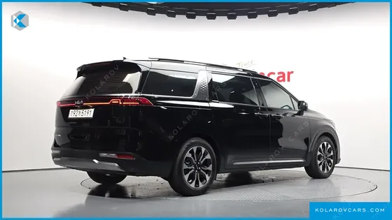KIA CARNIVAL GASOLINE 9-SEATER SIGNATURE