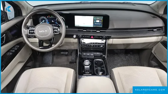 KIA CARNIVAL GASOLINE 9-SEATER SIGNATURE