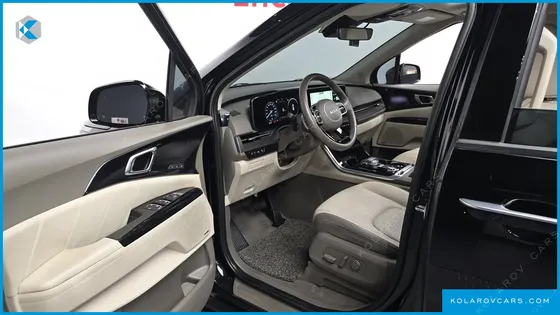 KIA CARNIVAL GASOLINE 9-SEATER SIGNATURE