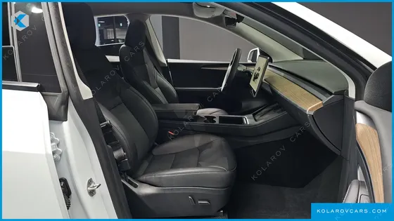 TESLA MODEL Y LONG RANGE AWD