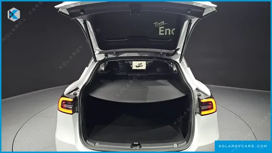 TESLA MODEL Y LONG RANGE AWD