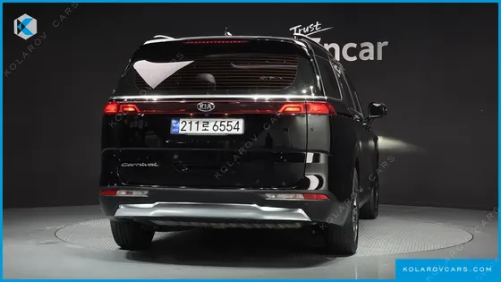 KIA CARNIVAL DIESEL 9-SEATER NOBLESSE