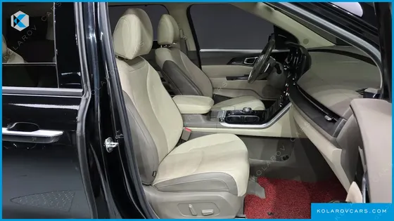KIA CARNIVAL DIESEL 9-SEATER NOBLESSE