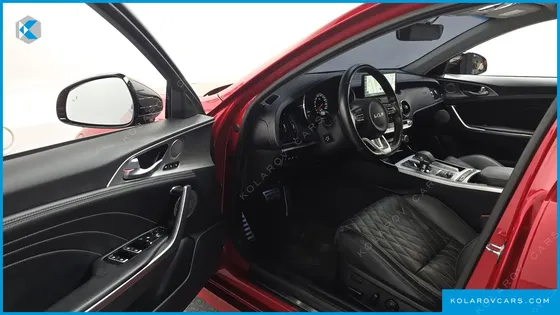 KIA STINGER 2.5 MASTERS