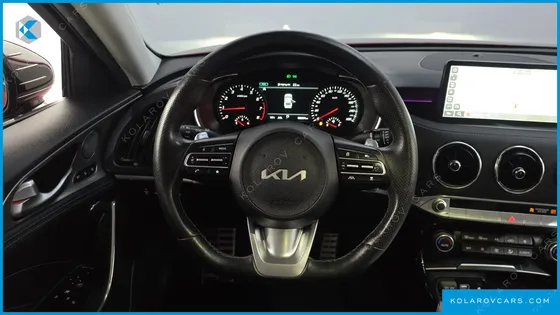 KIA STINGER 2.5 MASTERS