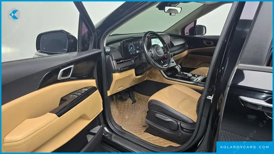 KIA CARNIVAL DIESEL 9-SEATER PRESTIGE