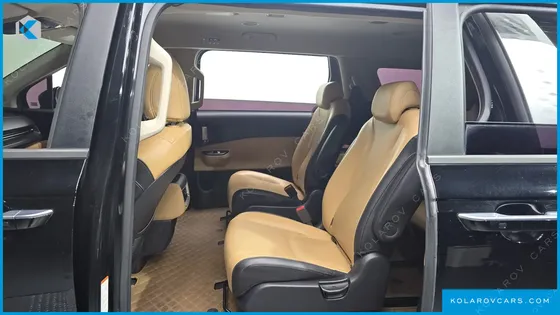 KIA CARNIVAL DIESEL 9-SEATER PRESTIGE