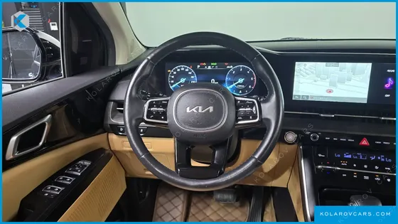 KIA CARNIVAL DIESEL 9-SEATER PRESTIGE
