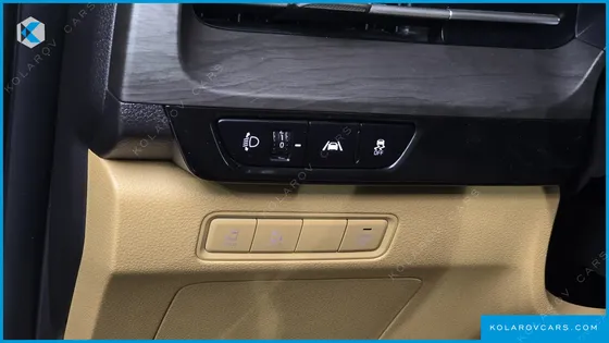 KIA CARNIVAL DIESEL 9-SEATER PRESTIGE