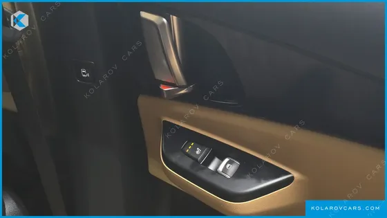 KIA CARNIVAL DIESEL 9-SEATER PRESTIGE
