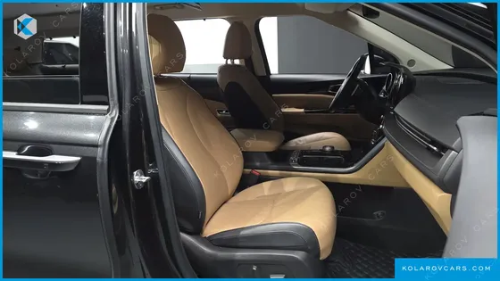 KIA CARNIVAL DIESEL 9-SEATER HI-LIMOUSINE(SPECIAL VEHICLE)