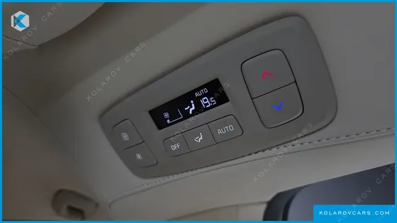 KIA CARNIVAL DIESEL 9-SEATER HI-LIMOUSINE(SPECIAL VEHICLE)