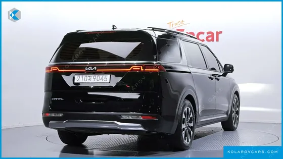 KIA CARNIVAL GASOLINE 9-SEATER NOBLESSE
