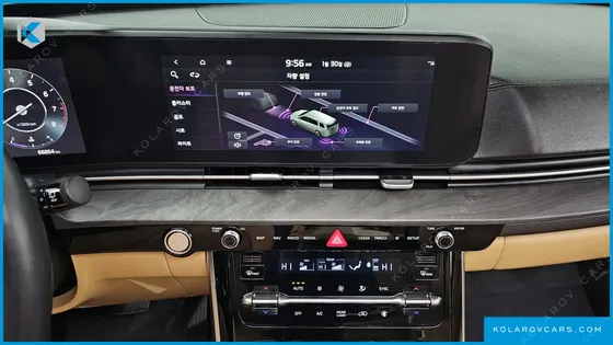 KIA CARNIVAL GASOLINE 9-SEATER NOBLESSE