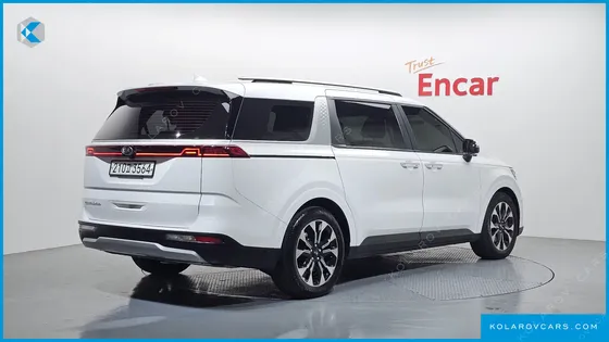 KIA CARNIVAL DIESEL 9-SEATER PRESTIGE