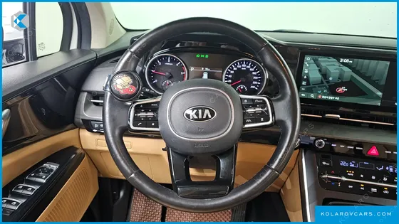 KIA CARNIVAL DIESEL 9-SEATER PRESTIGE