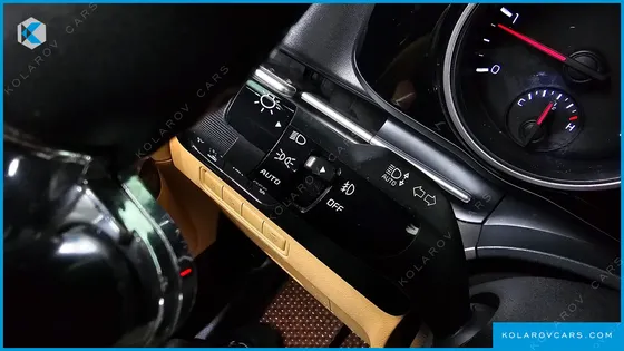 KIA CARNIVAL DIESEL 9-SEATER PRESTIGE