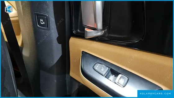 KIA CARNIVAL DIESEL 9-SEATER PRESTIGE