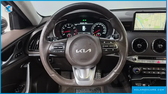 KIA STINGER 2.5 AWD MASTERS