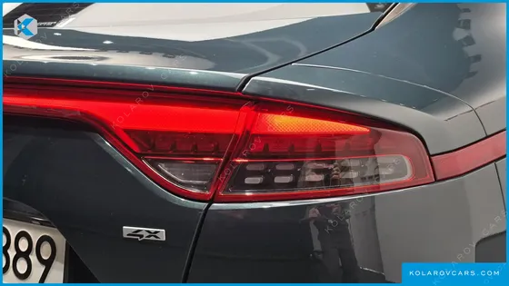 KIA STINGER 2.5 AWD MASTERS