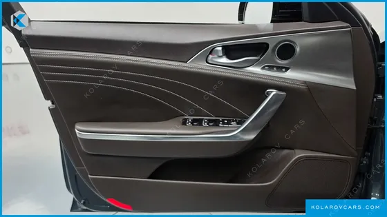 KIA STINGER 2.5 AWD MASTERS
