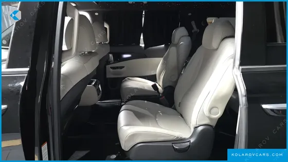 KIA CARNIVAL DIESEL 9-SEATER HI-LIMOUSINE(SPECIAL VEHICLE)