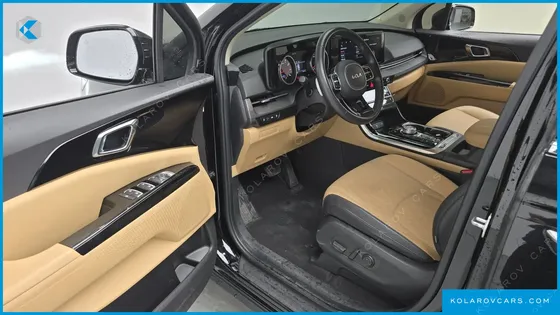 KIA CARNIVAL GASOLINE 9-SEATER NOBLESSE