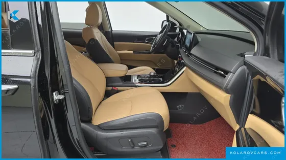 KIA CARNIVAL GASOLINE 9-SEATER NOBLESSE