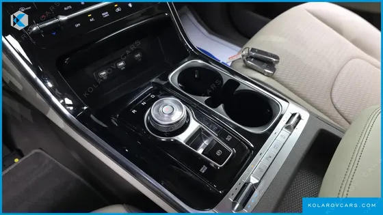 KIA CARNIVAL DIESEL 9-SEATER SIGNATURE