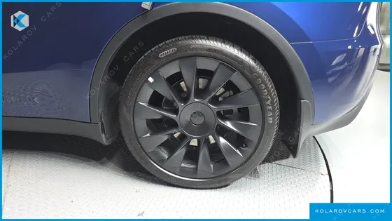 TESLA MODEL Y LONG RANGE AWD