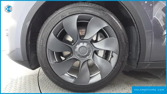 TESLA MODEL Y RWD