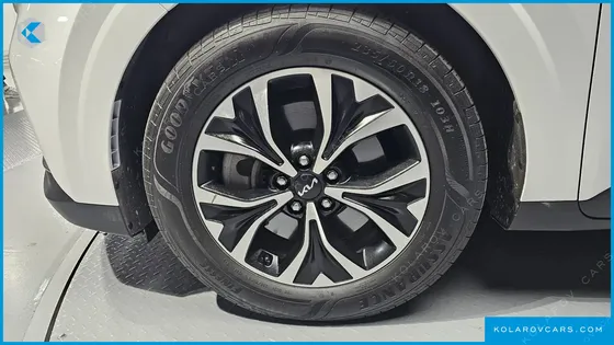 KIA CARNIVAL DIESEL 9-SEATER NOBLESSE