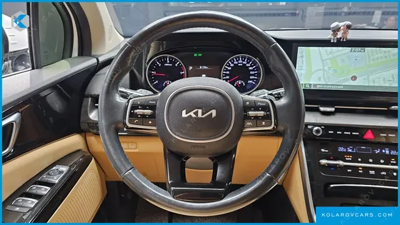 KIA CARNIVAL DIESEL 9-SEATER NOBLESSE