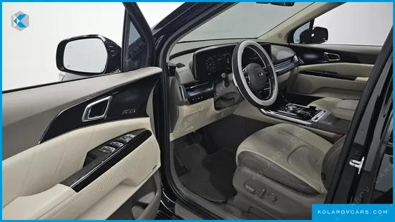 KIA CARNIVAL DIESEL 9-SEATER HI-LIMOUSINE