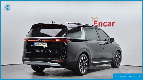 KIA CARNIVAL DIESEL 9-SEATER NOBLESSE
