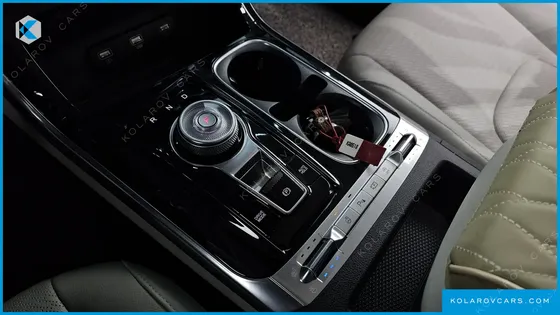 KIA CARNIVAL DIESEL 9-SEATER NOBLESSE